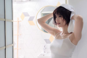 夏天冷水洗頭千萬別上頭，其中危害無窮盡