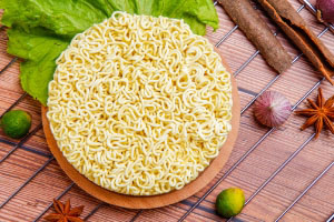 經(jīng)常吃方便食品竟然有這些危害！
