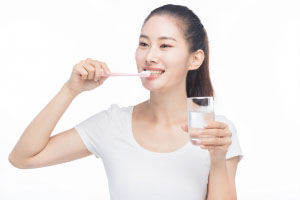 口腔疾病的危害？如何進行口腔保??？