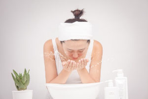 長痘如何護(hù)理皮膚？我有妙招！